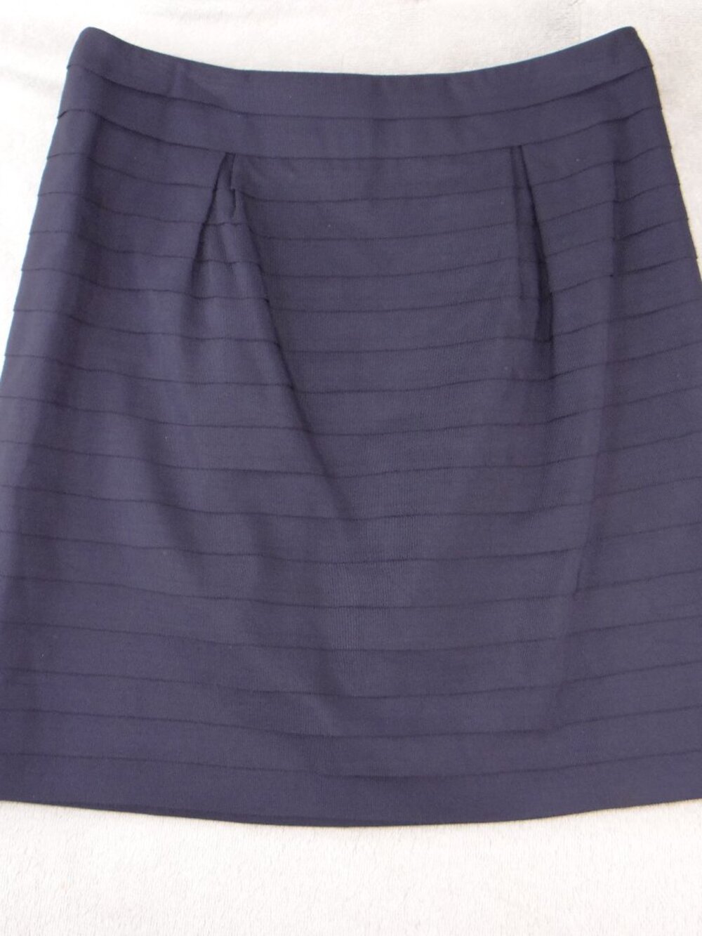 Leifsdottir Navy Blue Tiered Pleated Mini‎ Skirt Exposed Back Zip Womens Size 2